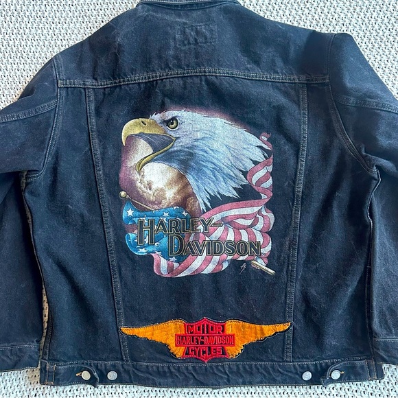 Harley-Davidson Other - Vintage Harley Davidson 3D Emblem Black Acid Denim Jean Jacket Freedom Eagle L